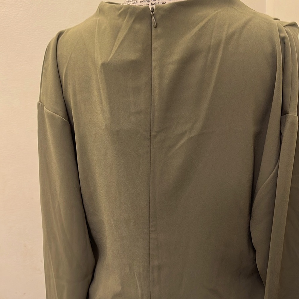 H&M Green Ruched Mock Neck Dress with Dolman Sleeves - Picture 6 of 6
